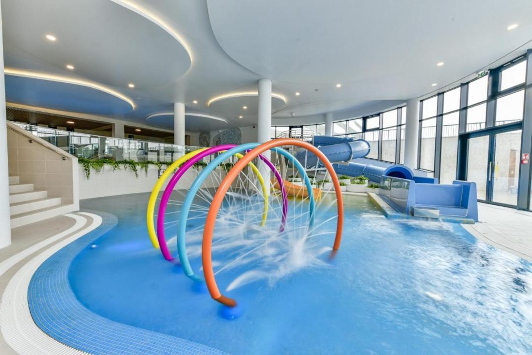 Polanki Aqua Apartament Luna Kołobrzeg Extérieur photo
