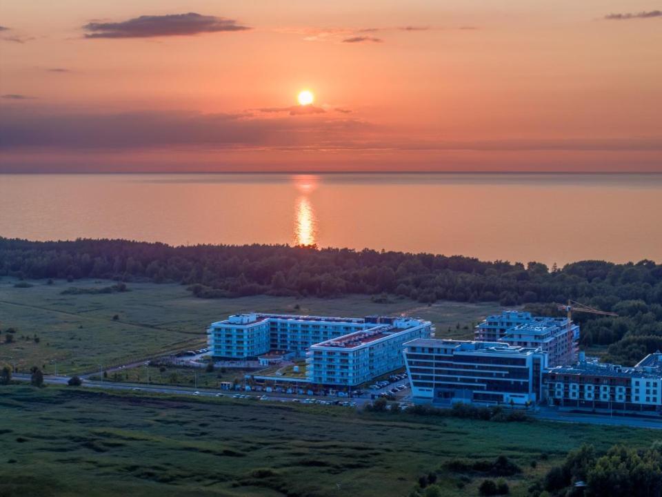 Polanki Aqua Apartament Luna Kołobrzeg Extérieur photo